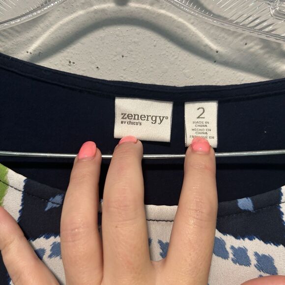 Chicos Womens Tunic Top 2 Psychedelic Colidescope Breathable Lightweight Modest - Picture 2 of 10